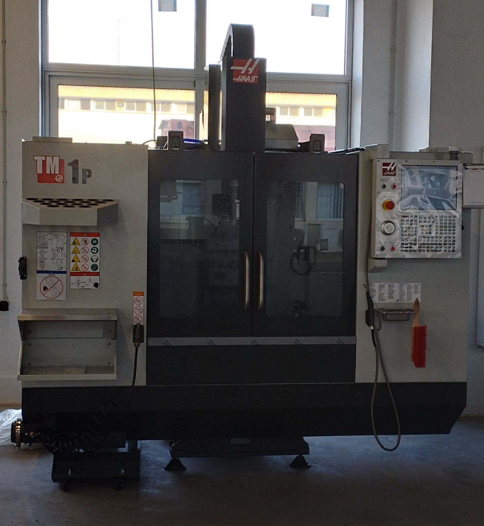 Fresadora CNC  Haas TM-P1_a.jpg